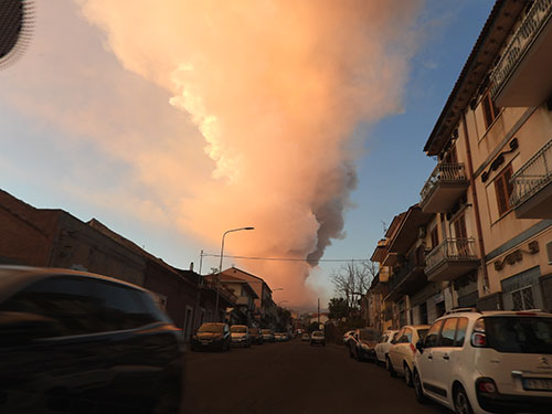 eruzione etna 16feb 500x350 1