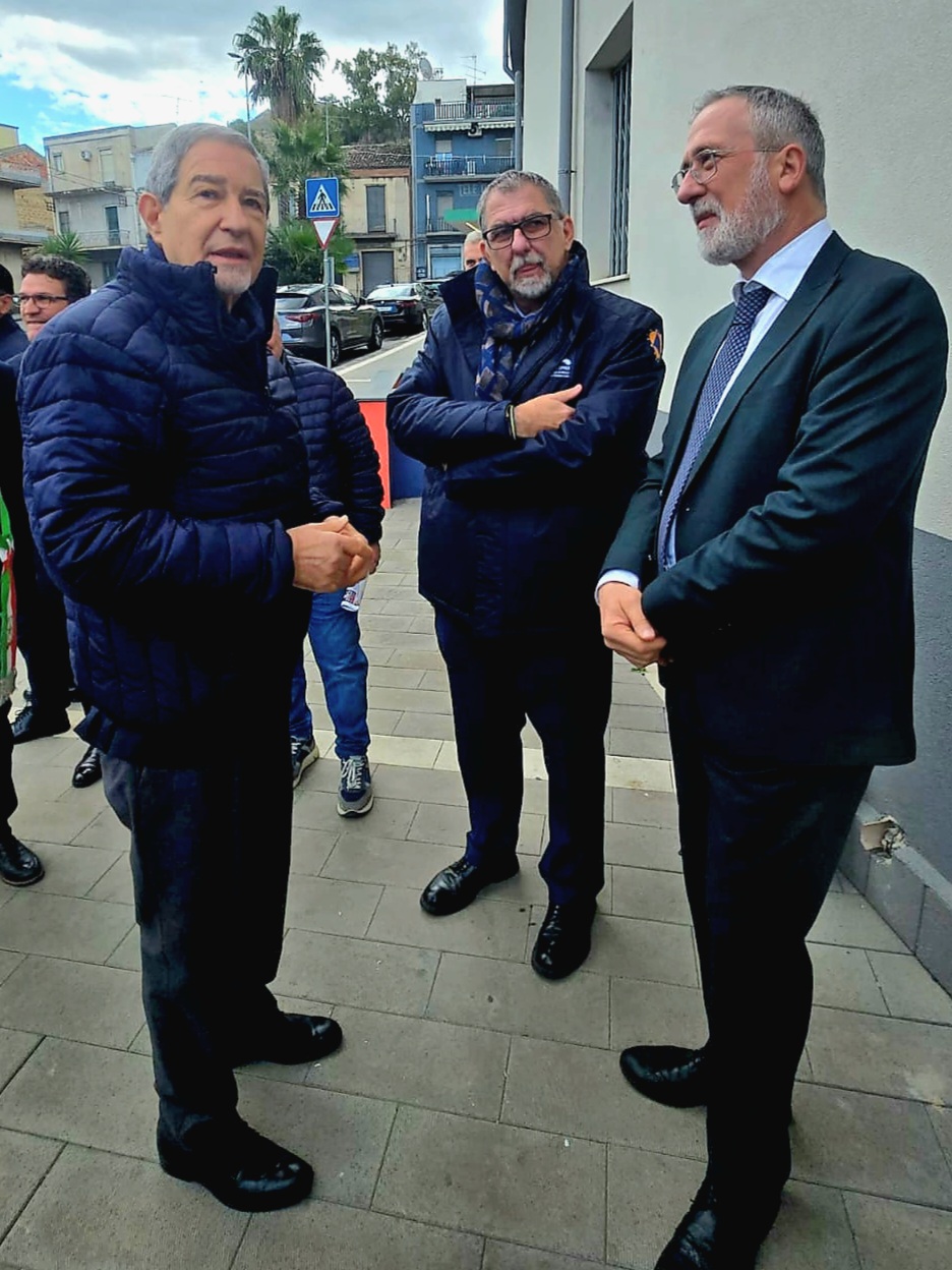 inaugurazione mostra 2Nello Musumeci Fabio Ciciliano e Fabio Florindo