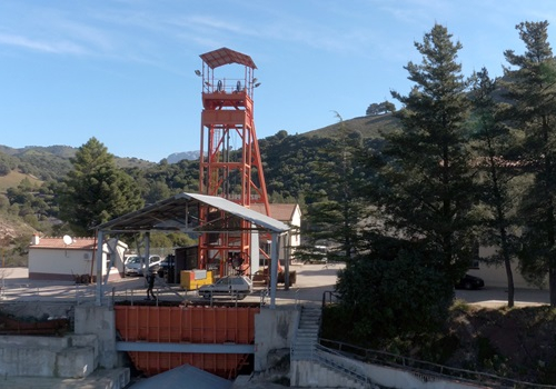 TELESCOPIO EINSTEIN | Nuevos estudios confirman la idoneidad geofísica del emplazamiento de Sos Enattos para albergar el futuro observatorio europeo de ondas gravitacionales.