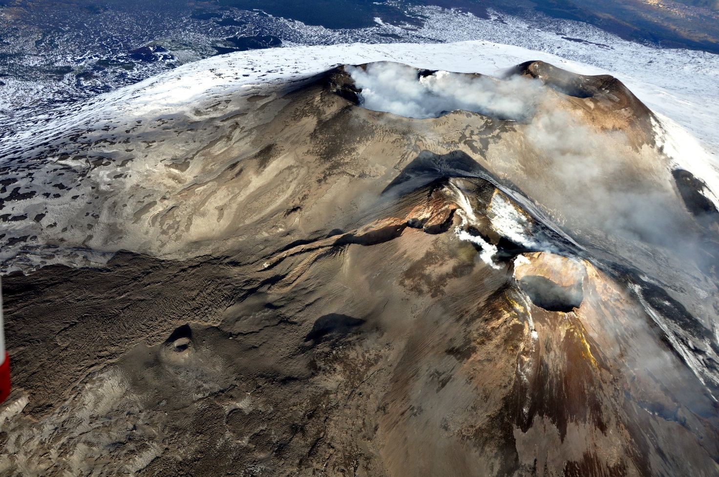 Etna crater area