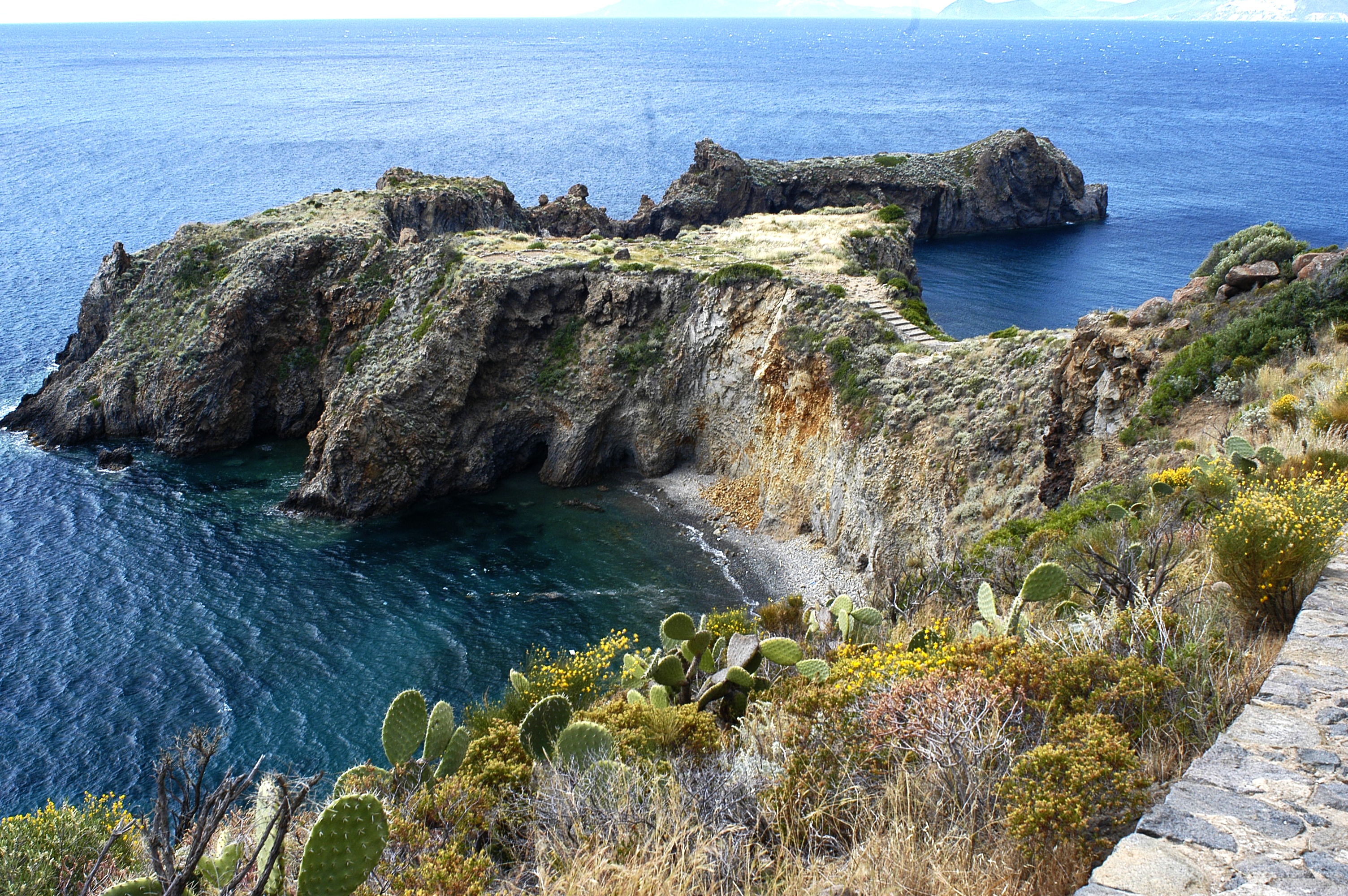 Panarea Calajunco Terrazzo